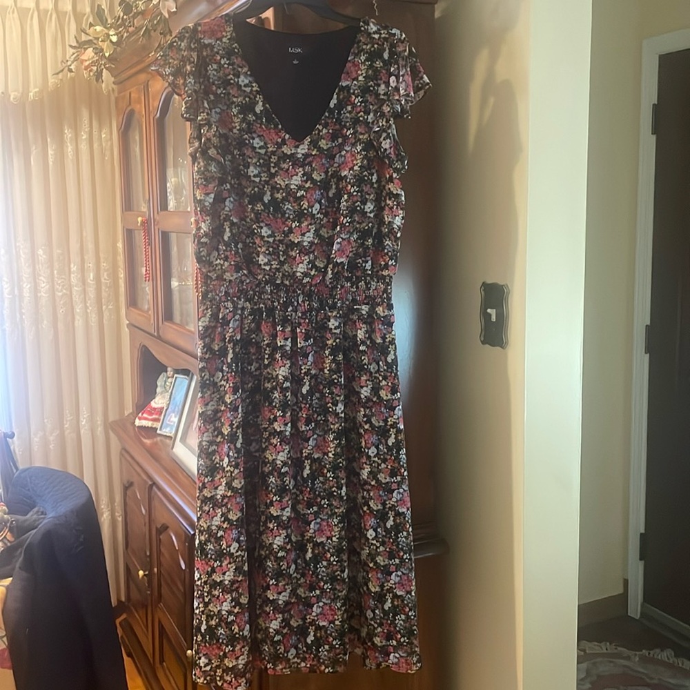 MSK Floral Pullover Dress With Elastic Waist SIZE L (10-12)